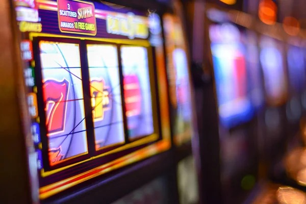 gbosky slot live-dealer table interface with multi-camera view